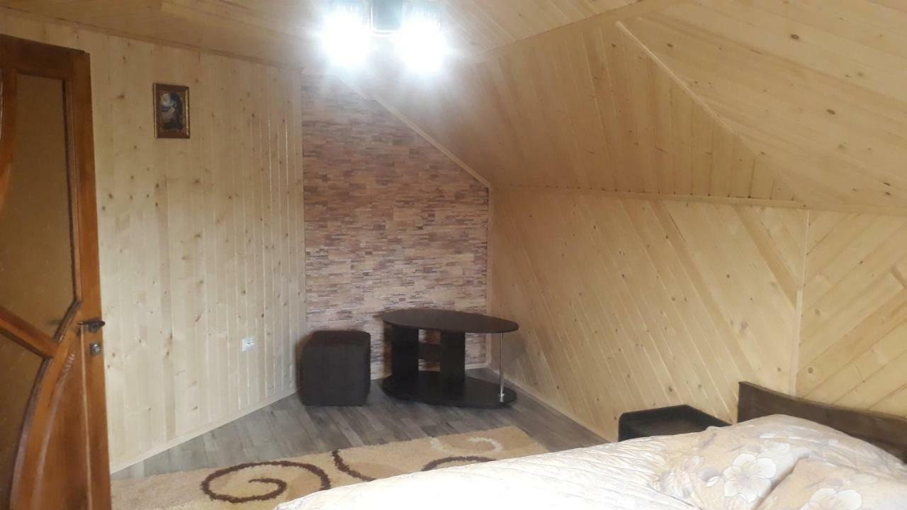 Bee House Поляниця Апартаменти バコヴェル エクステリア 写真